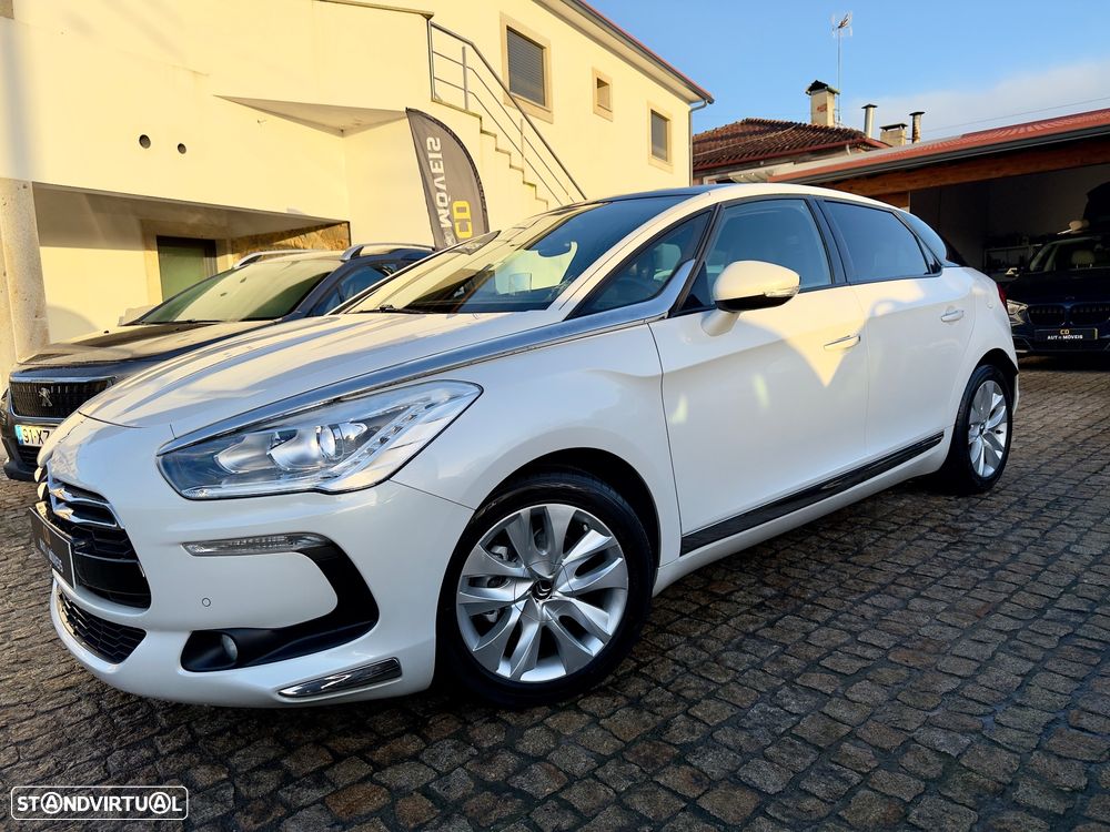 Citroën DS5 e-HDi 115 EGS6 SoChic - 14