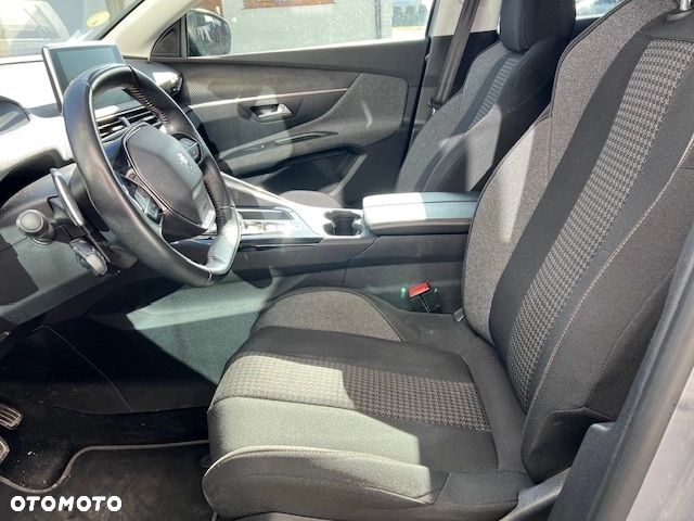 Peugeot 3008 1.5 BlueHDi Active S&S EAT8 - 6