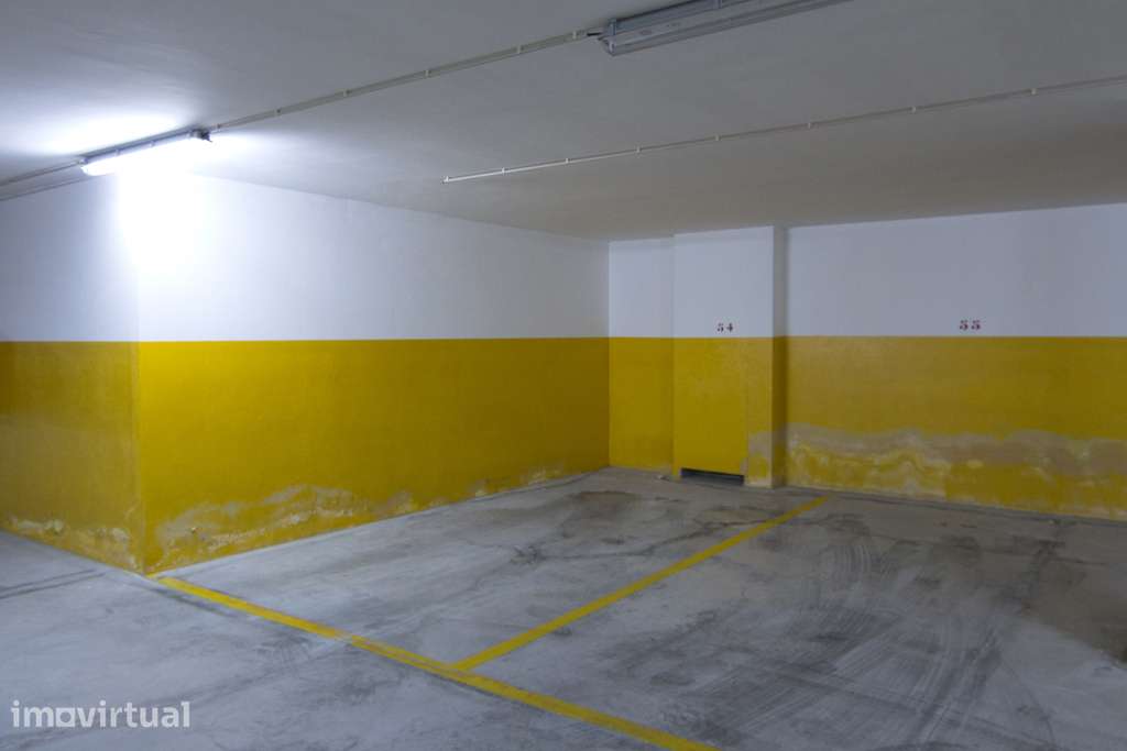 Apartamento T2 com 2 lugares de garagem - Como Novo - Grande imagem: 4/15