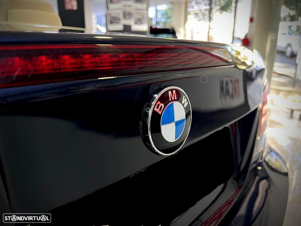 BMW 325 i - 16