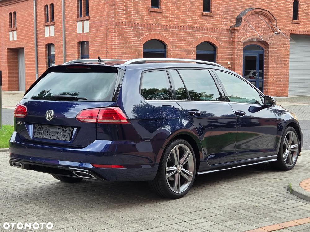 Volkswagen Golf 1.5 eTSI OPF DSG R-Line - 38