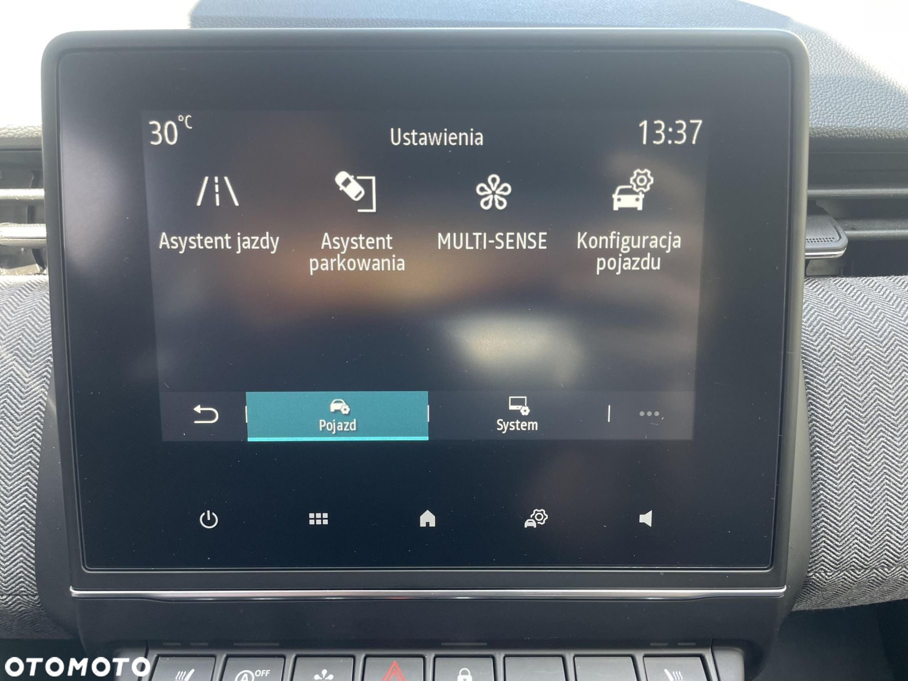 Renault Clio - 25