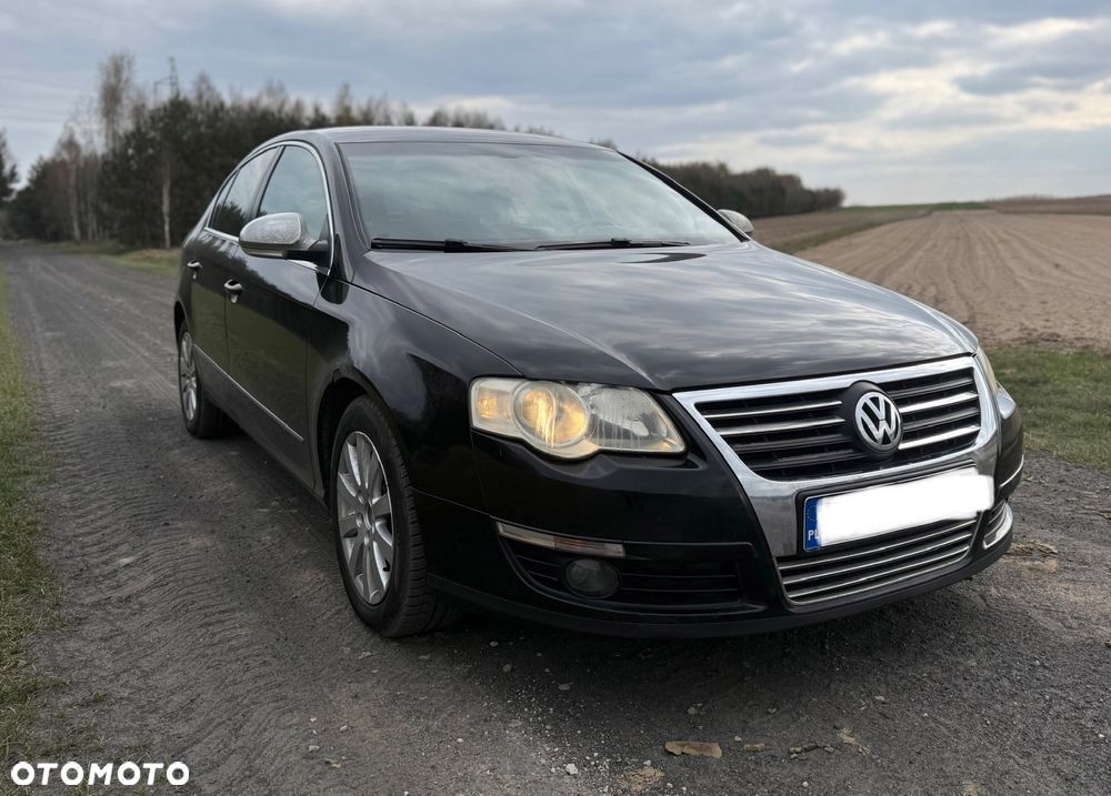 Volkswagen Passat 2.0 TDI Sportline - 2