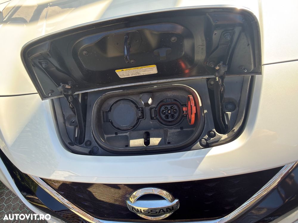 NISSAN Leaf 2018 — imagine 10