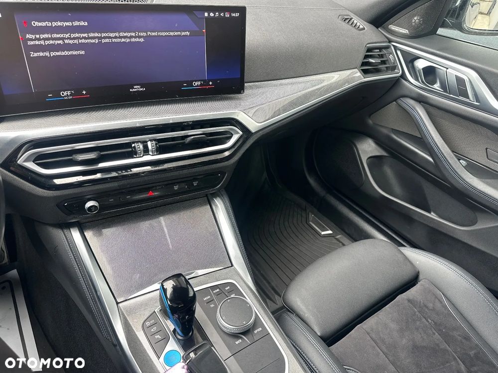 BMW i4 - 17