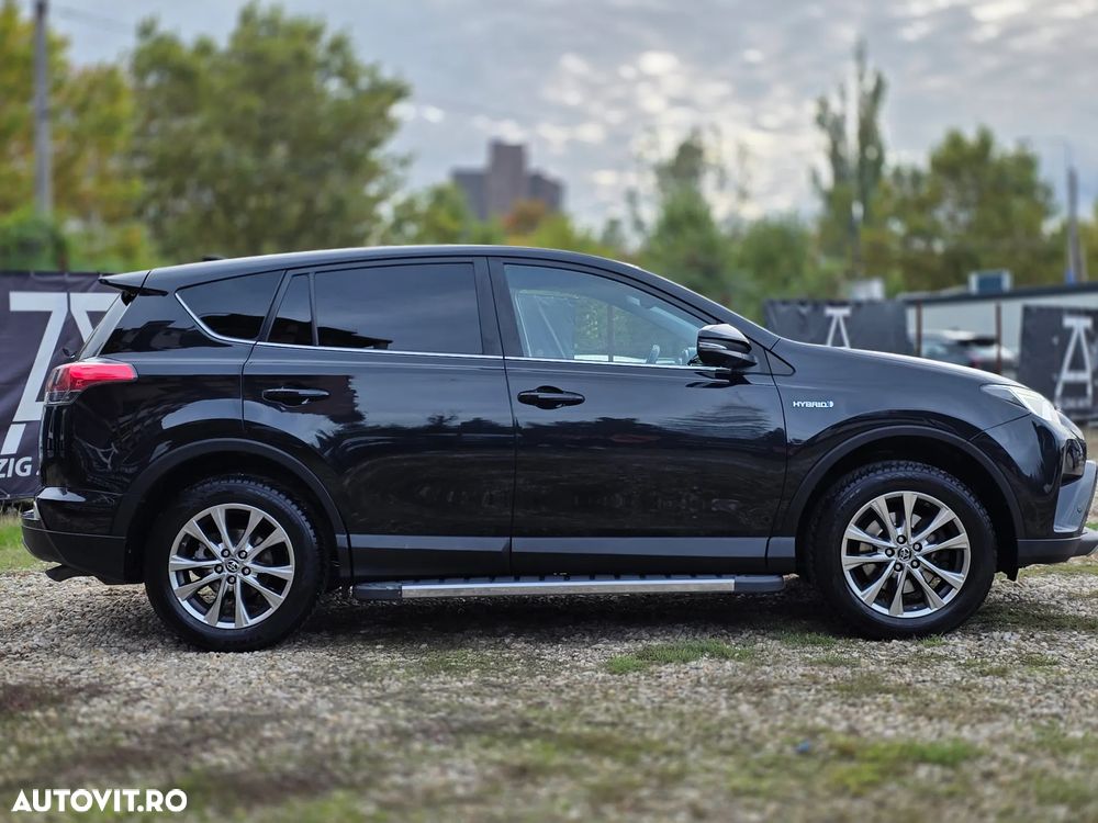 Toyota RAV4 2.5 VVT-i HSD 4x4 Luxury - 3