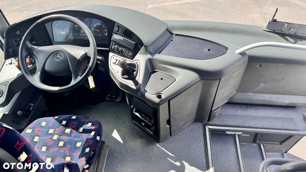 Mercedes-Benz Intouro / Euro 6/ Manual / 54 miejsc / winda/ ESP/ Cena: 380000 zł netto - 11