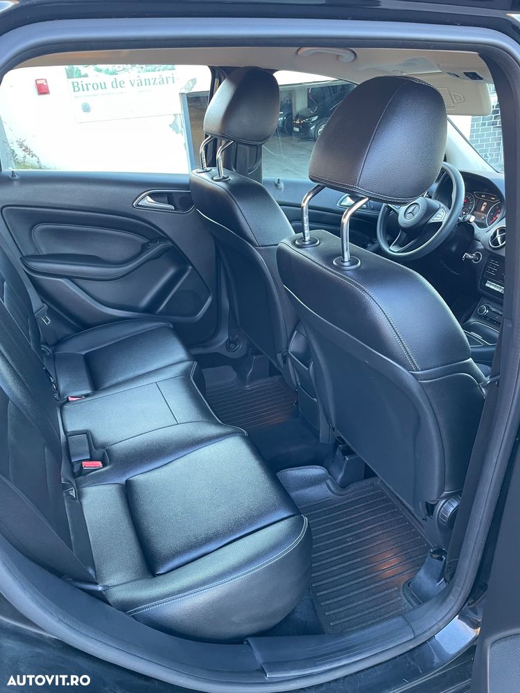 Mercedes-Benz B 200 d 4Matic 7G-DCT - 20