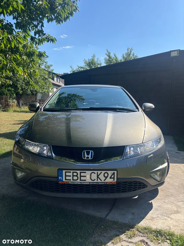 Honda Civic 1.8 Executive - 2