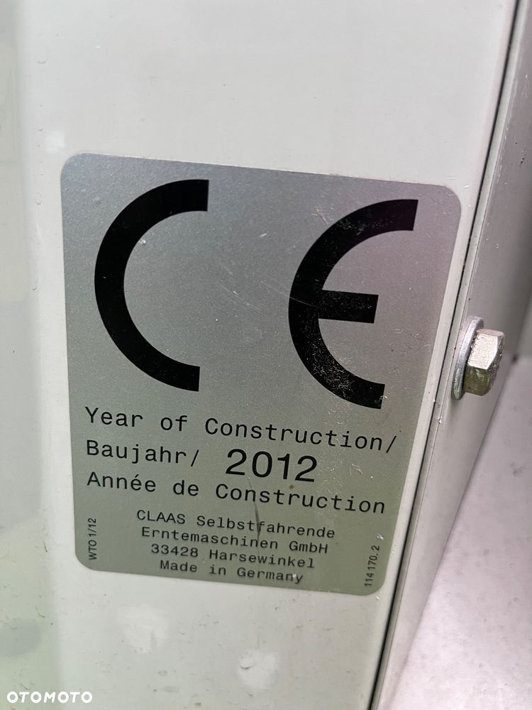 Claas Tucano 320 - 16