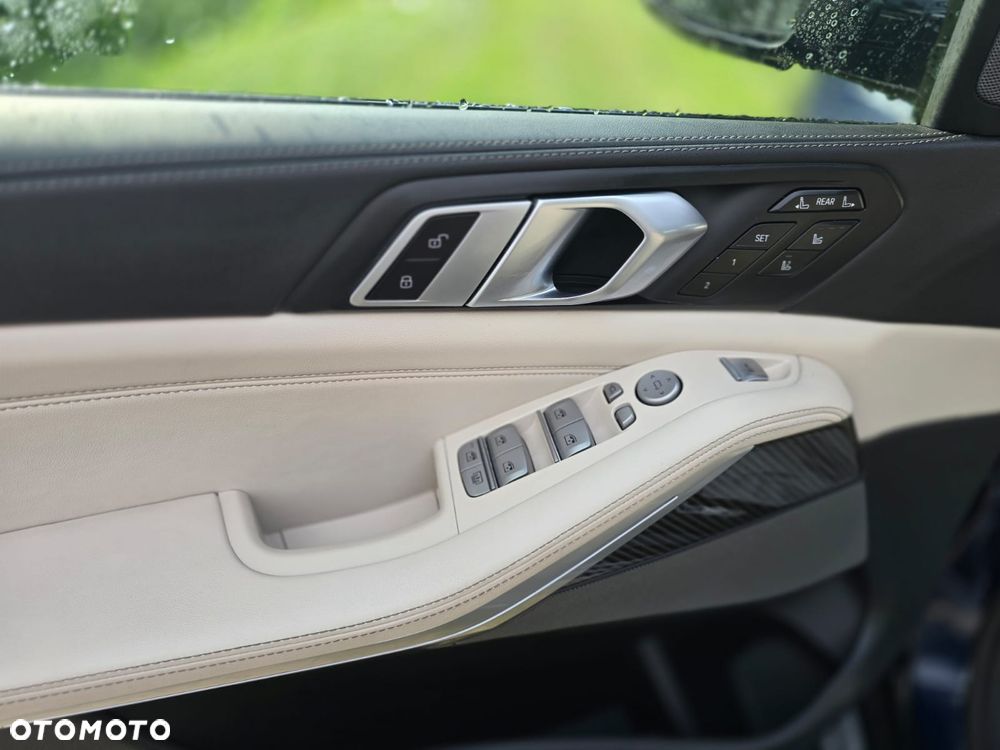 BMW X7 M60i xDrive mHEV M Sport Edition sport - 13