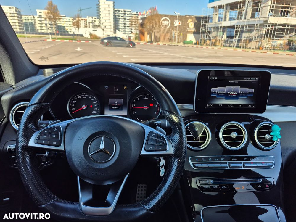 Mercedes-Benz GLC 220 d 4Matic 9G-TRONIC AMG Line - 9