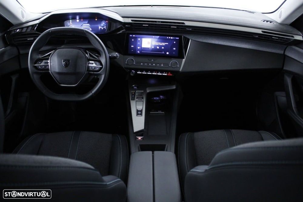 Peugeot 408 1.2 Hybrid Allure e-DCS6 - 19