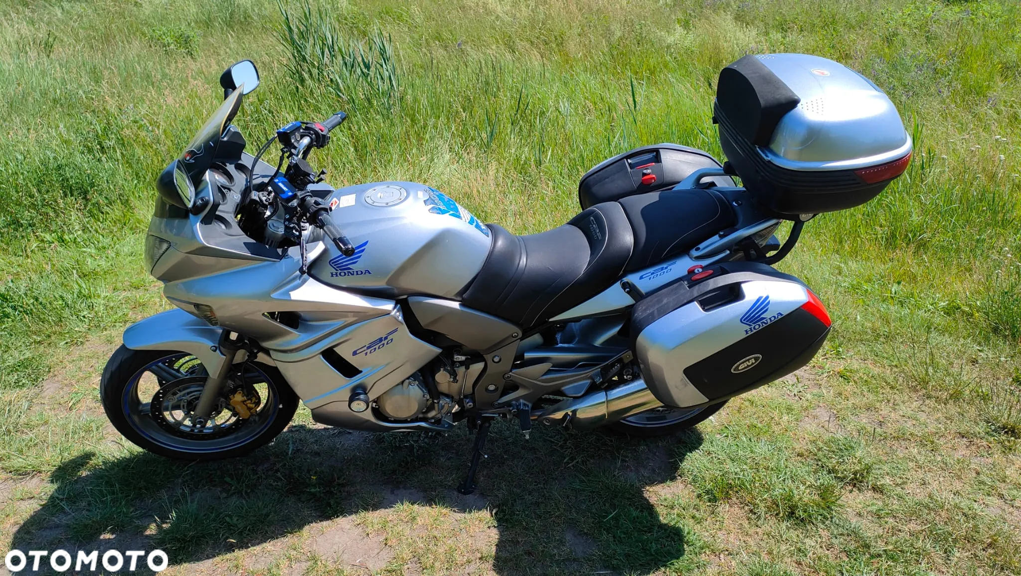 Honda CBF - 4