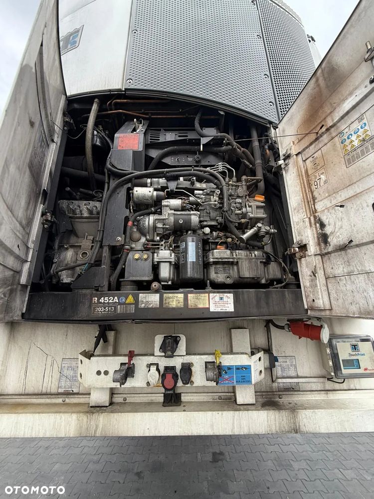 Schmitz Cargobull SKO 24 - 9