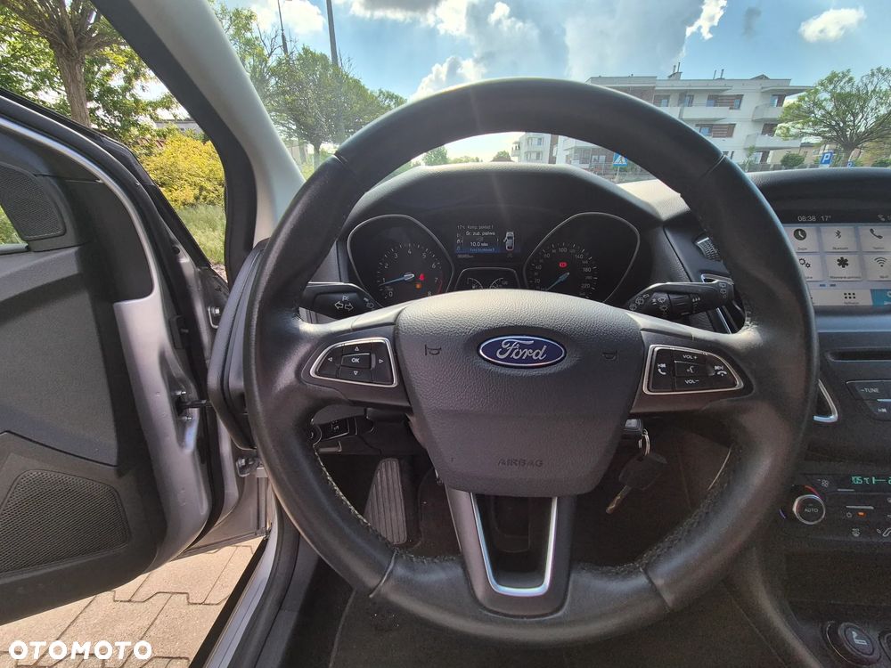 Ford Focus - 10