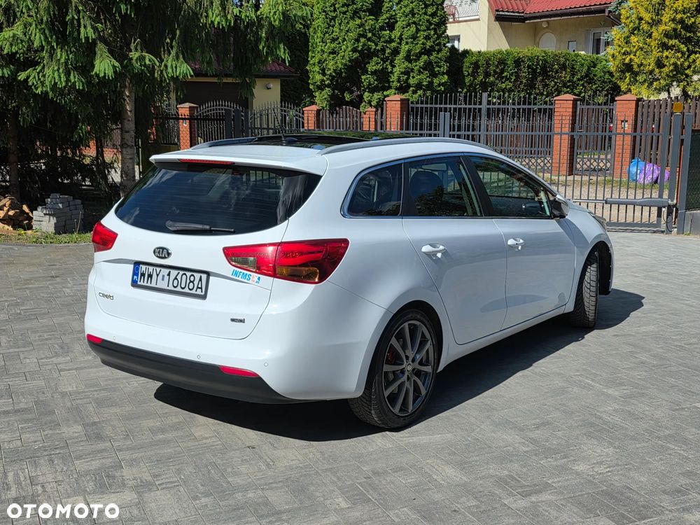Kia Ceed 1.6 CRDi 128 Platinum Edition - 15