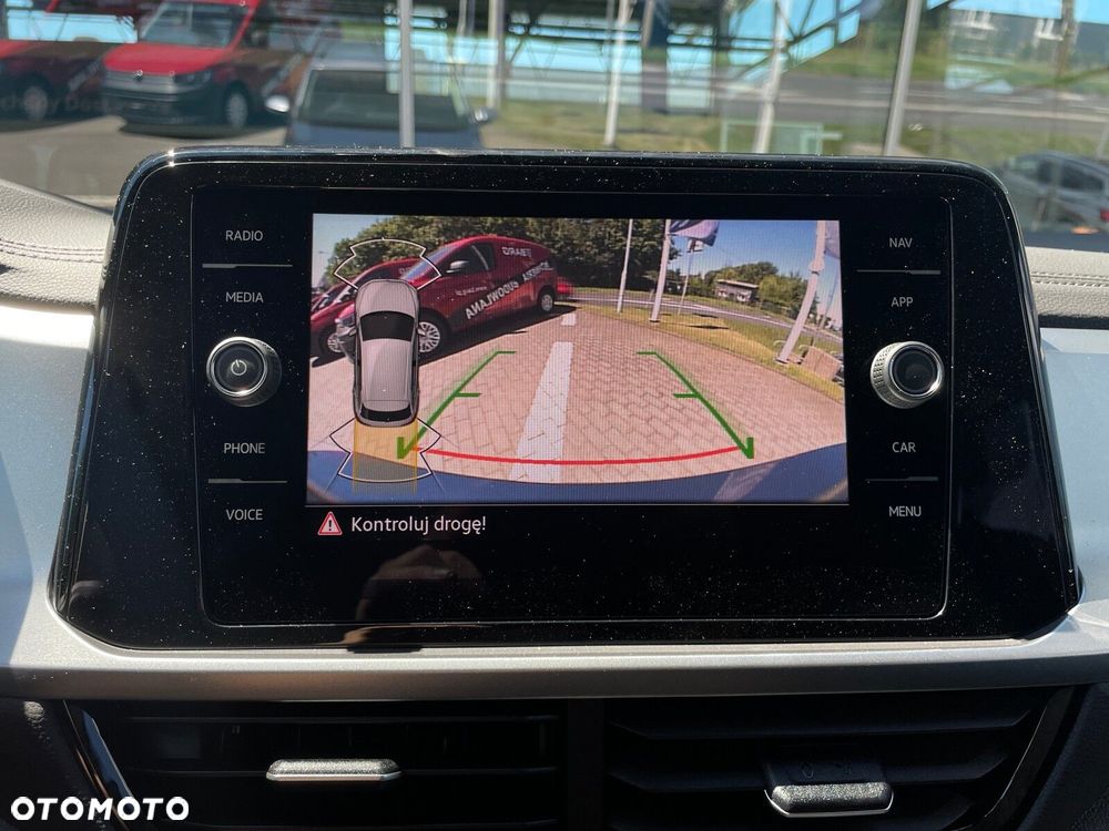 Volkswagen T-Roc 1.5 TSI Life Plus DSG - 22