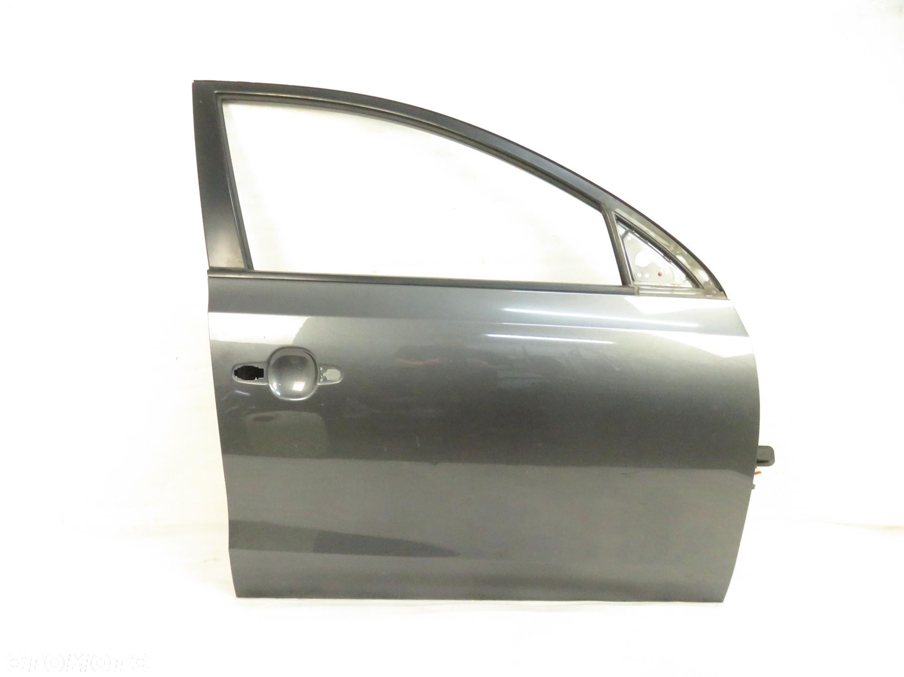 DRZWI PRAWE PRZEDNIE HYUNDAI i30 I CW (2007-2010-2012) 9A - 1