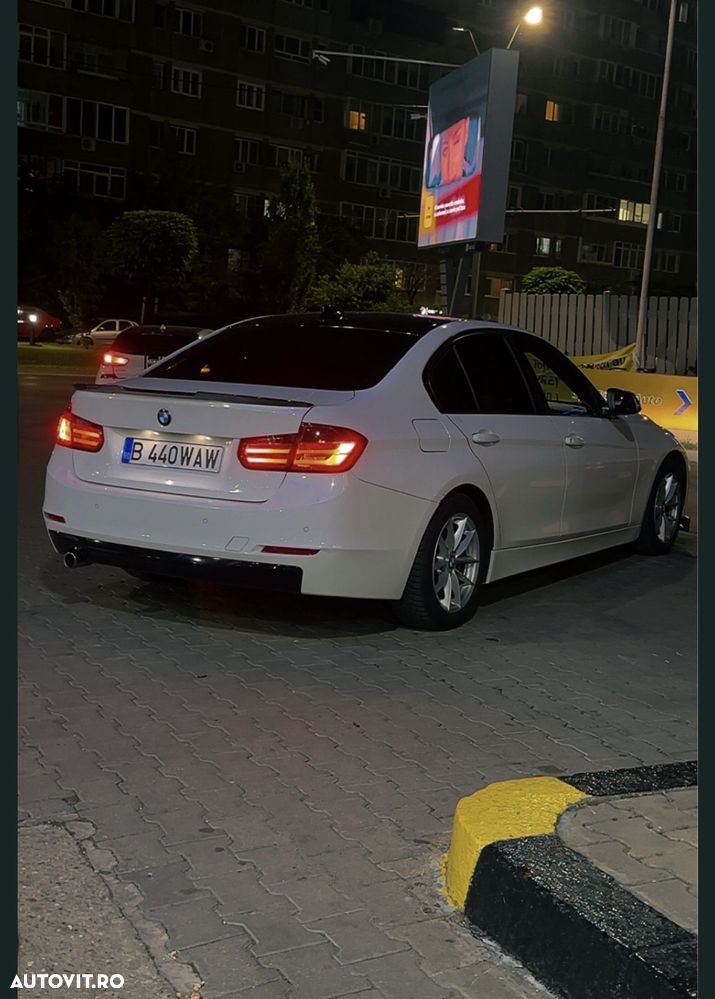 BMW Seria 3 320d EfficientDynamics Edition - 2