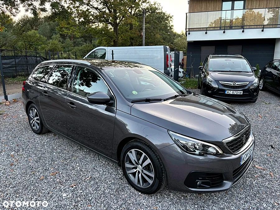 Peugeot 308 1.5 BlueHDi Allure S&S - 4