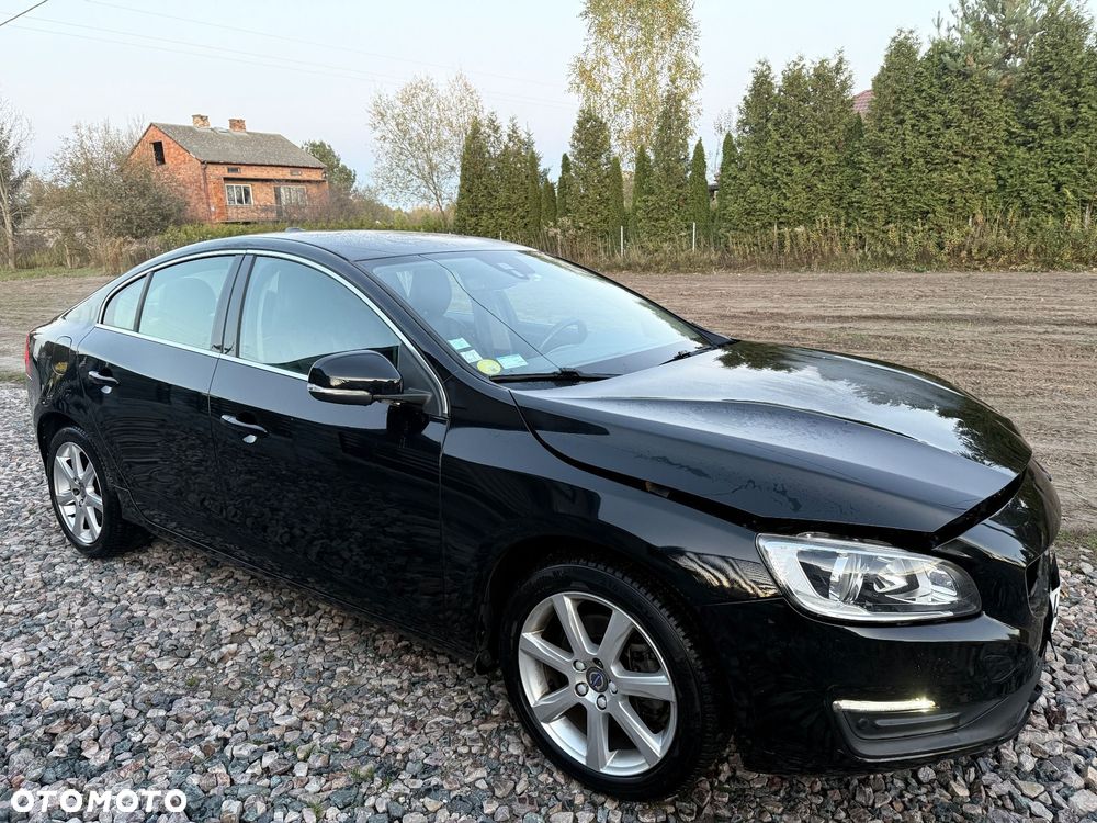 Volvo S60 D2 Drive-E Dynamic Edition (Momentum) - 9