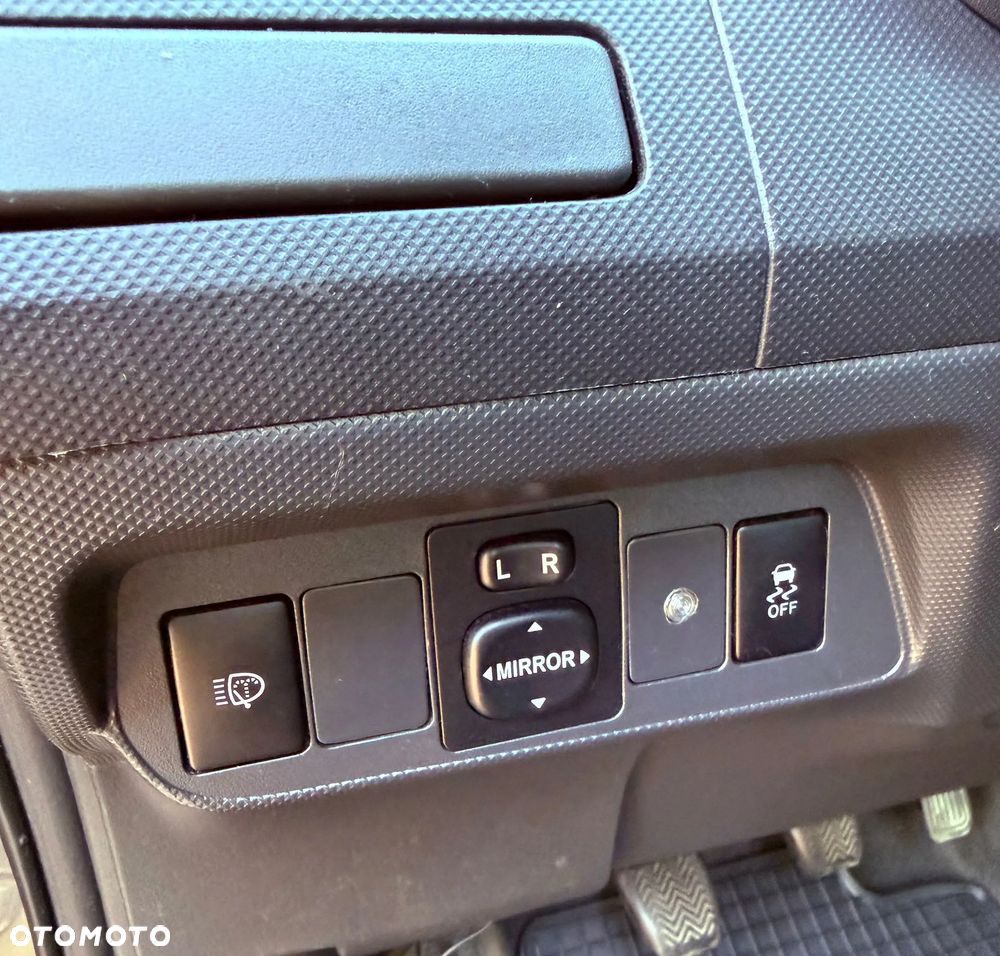 Toyota Auris 1.6 VVT-i Prestige Start - 17