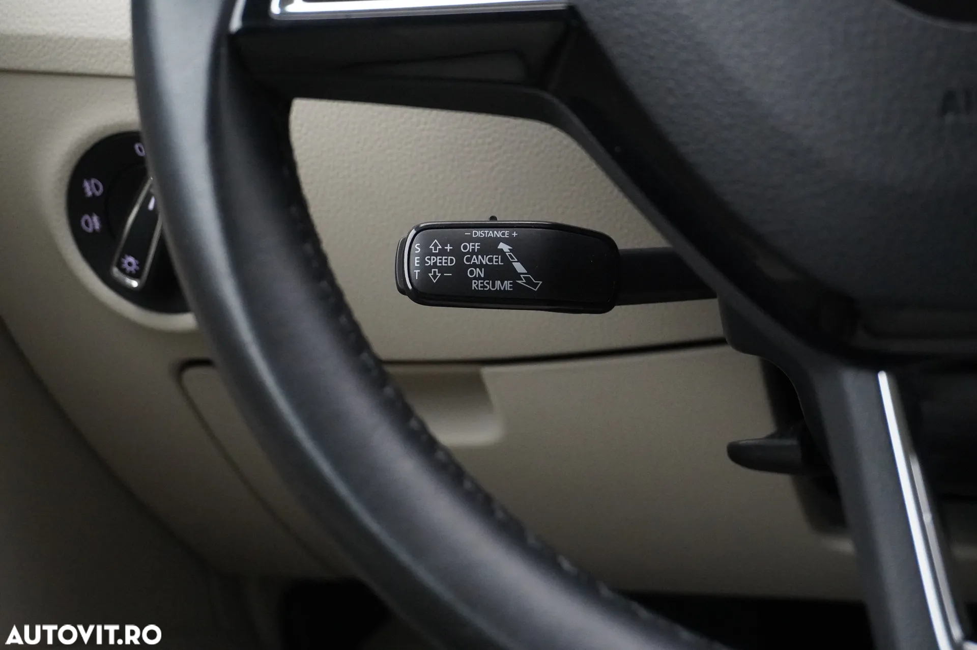 Skoda Superb 2.0 TDI 4X4 DSG Style - 22