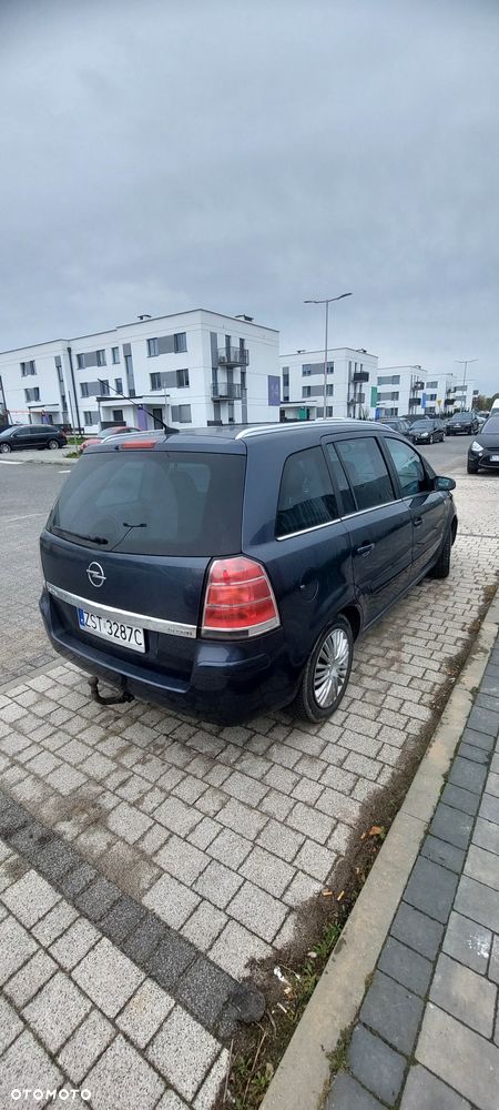 Opel Zafira 1.9 CDTI Cosmo ActiveSelect - 3