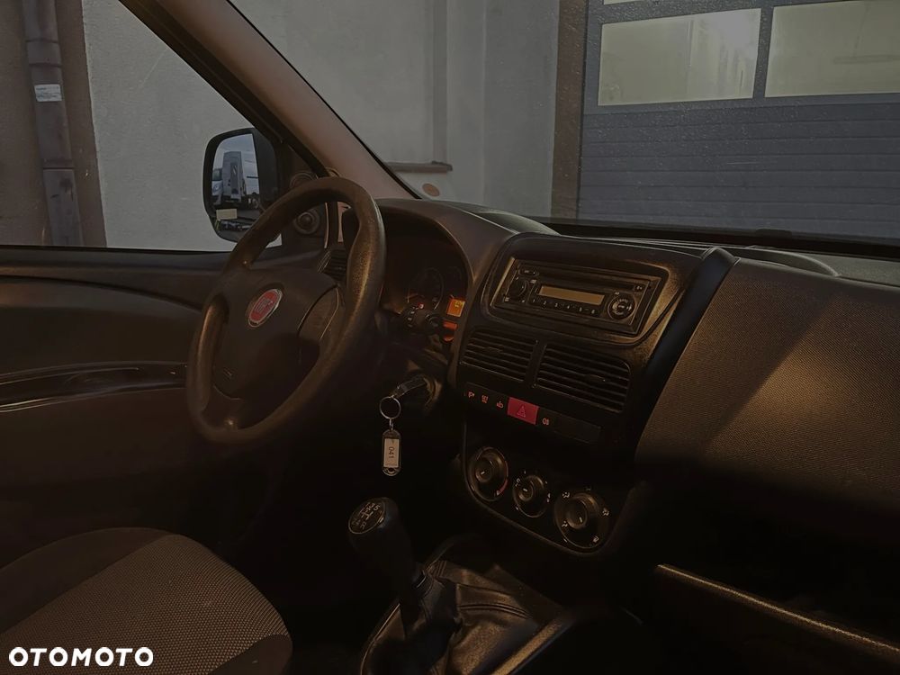 Fiat Doblo Przedłużony - 17