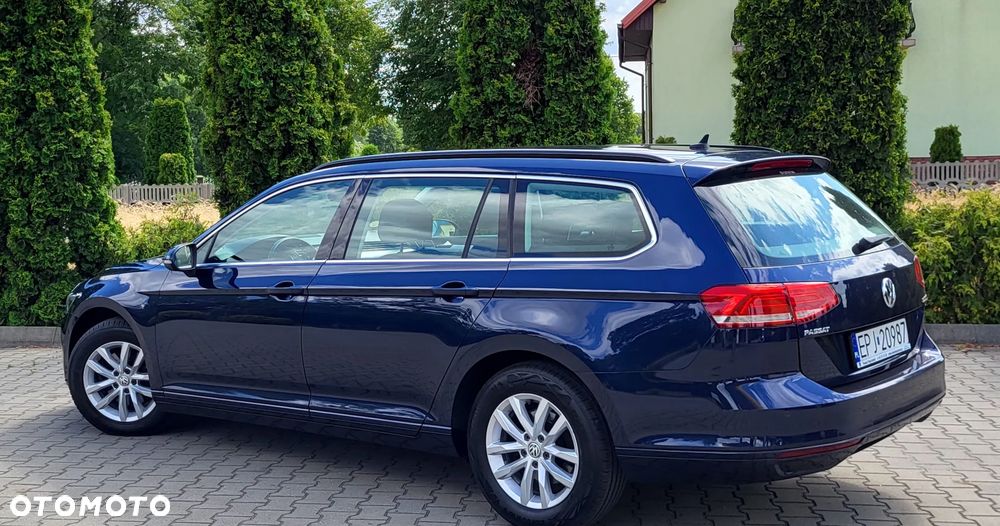 Volkswagen Passat 1.6 TDI BMT Comfortline - 5