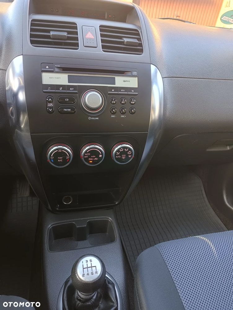 Suzuki SX4 - 15
