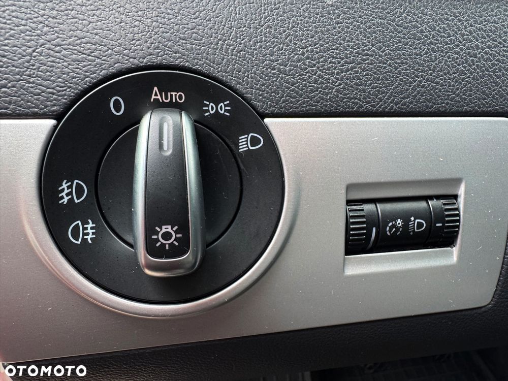 Volkswagen Multivan BiTDI L1 LIFE - 10