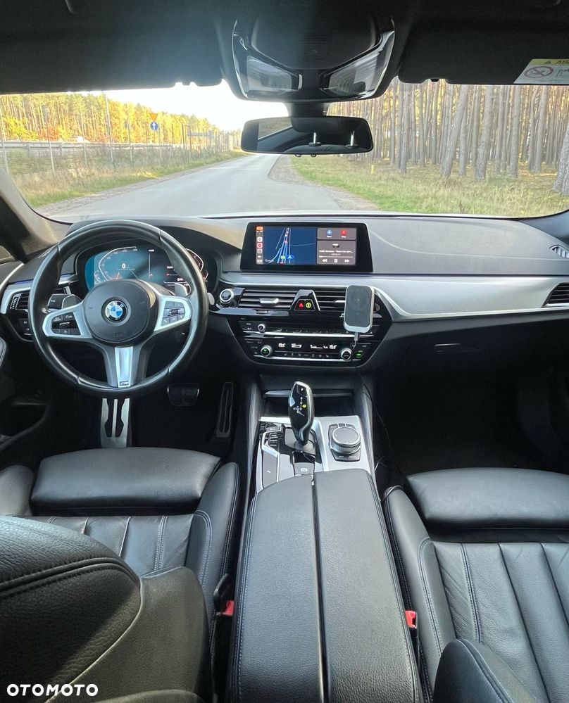BMW Seria 5 520d M Sport Edition - 28