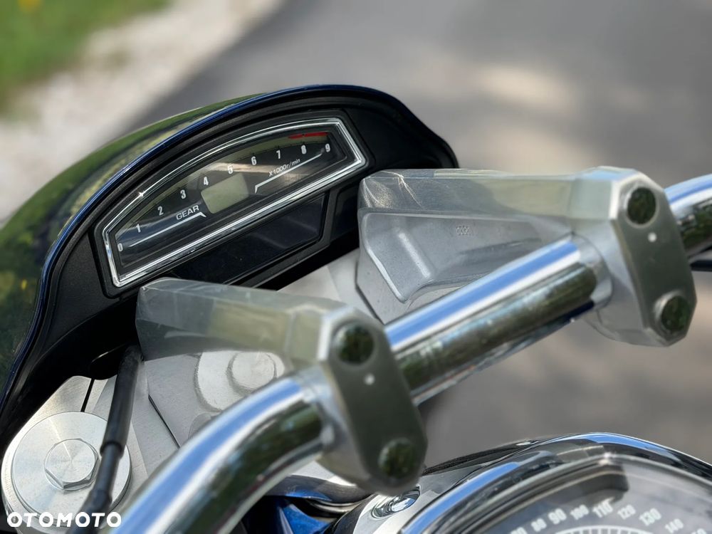 Suzuki Boulevard - 18