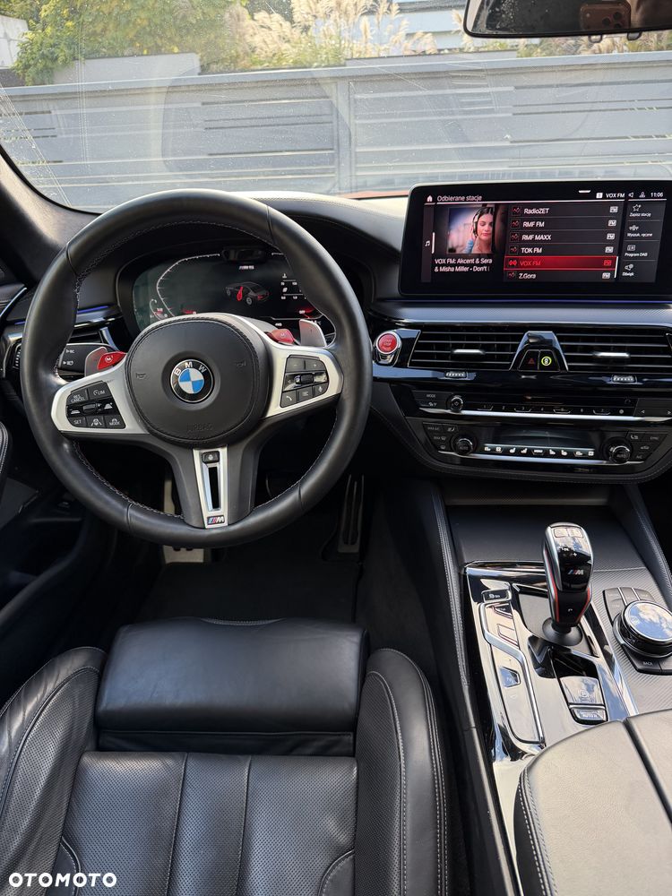 BMW M5 Competition - 10