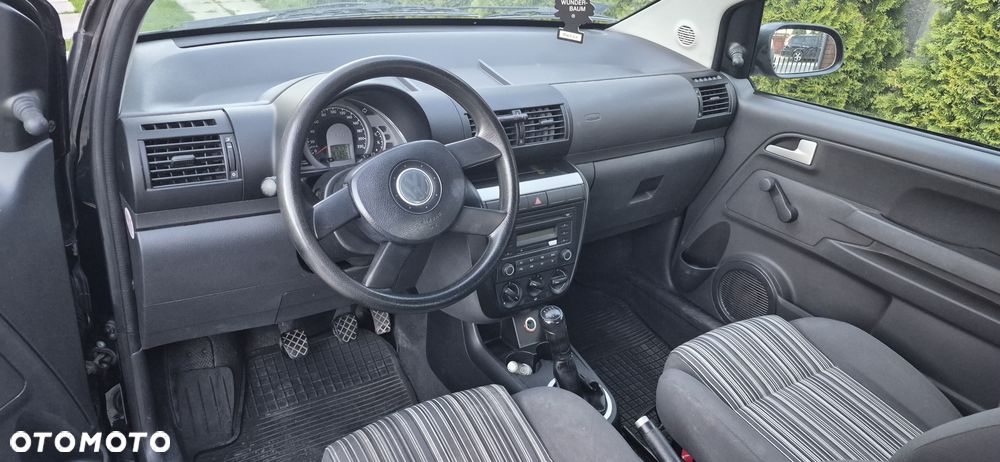 Volkswagen Fox - 19