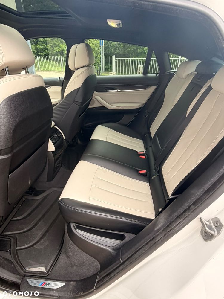 BMW X6 xDrive50i M Sport - 16