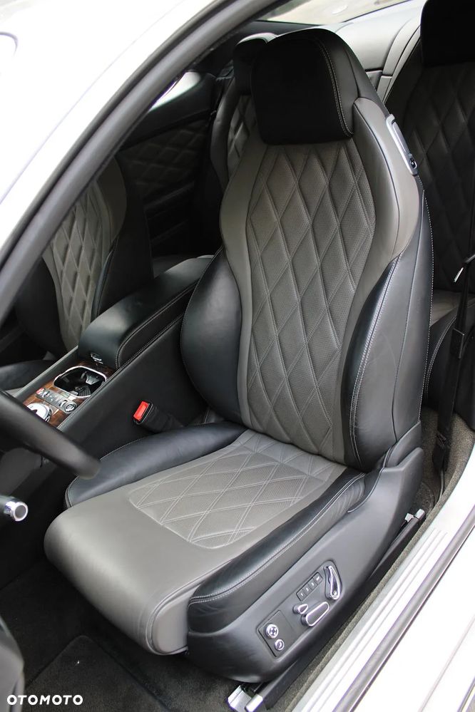 Bentley Continental GT V8 - 12