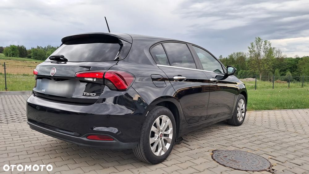 Fiat Tipo 1.4 16v Lounge EU6d - 11