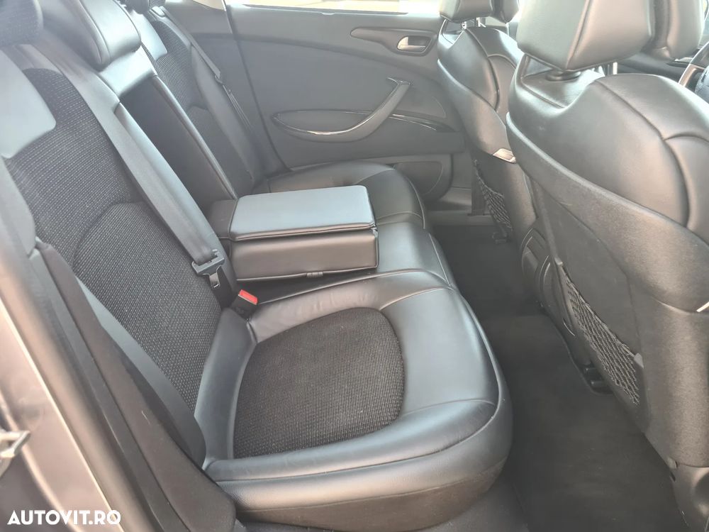 Citroën C5 2.0 HDI Susp H3+ Exclusive - 8