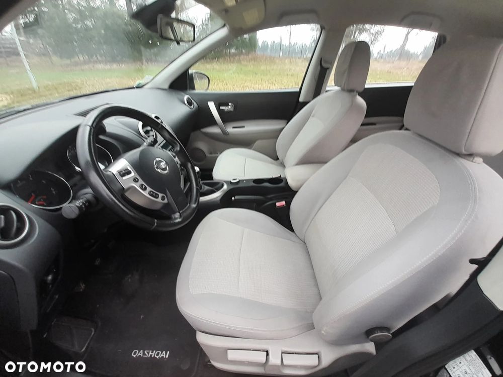 Nissan Qashqai 1.6 dCi DPF 4x4 acenta - 13