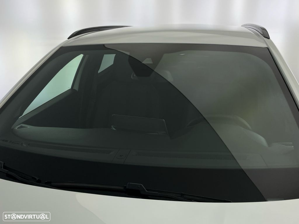 Peugeot 2008 1.5 BlueHDi Allure EAT8 - 21