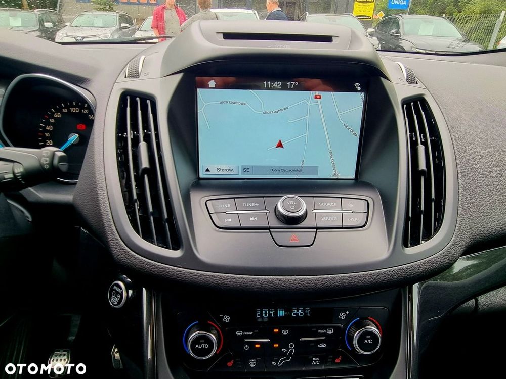 Ford Kuga 1.5 EcoBoost 2x4 ST-Line - 14