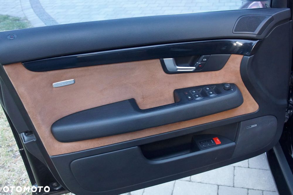 Audi RS4 Limousine - 18