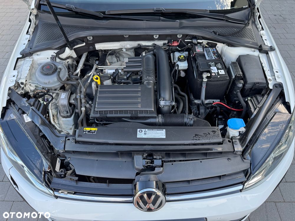 Volkswagen Golf 1.4 TSI BMT Highline - 38