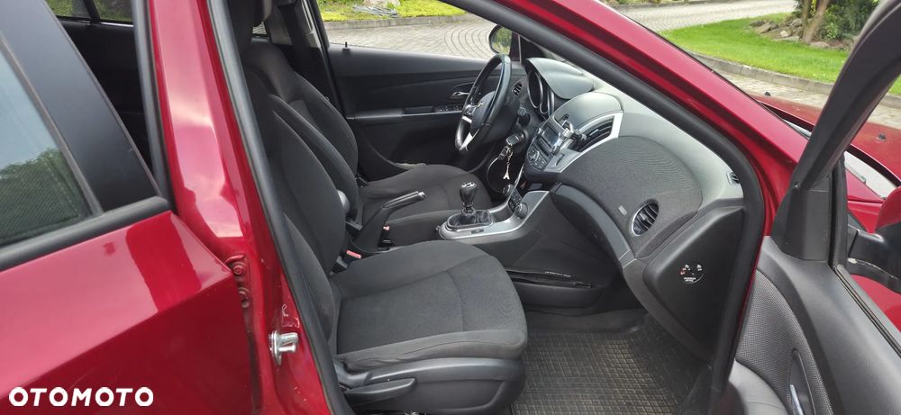 Chevrolet Cruze 1.8 LT - 13