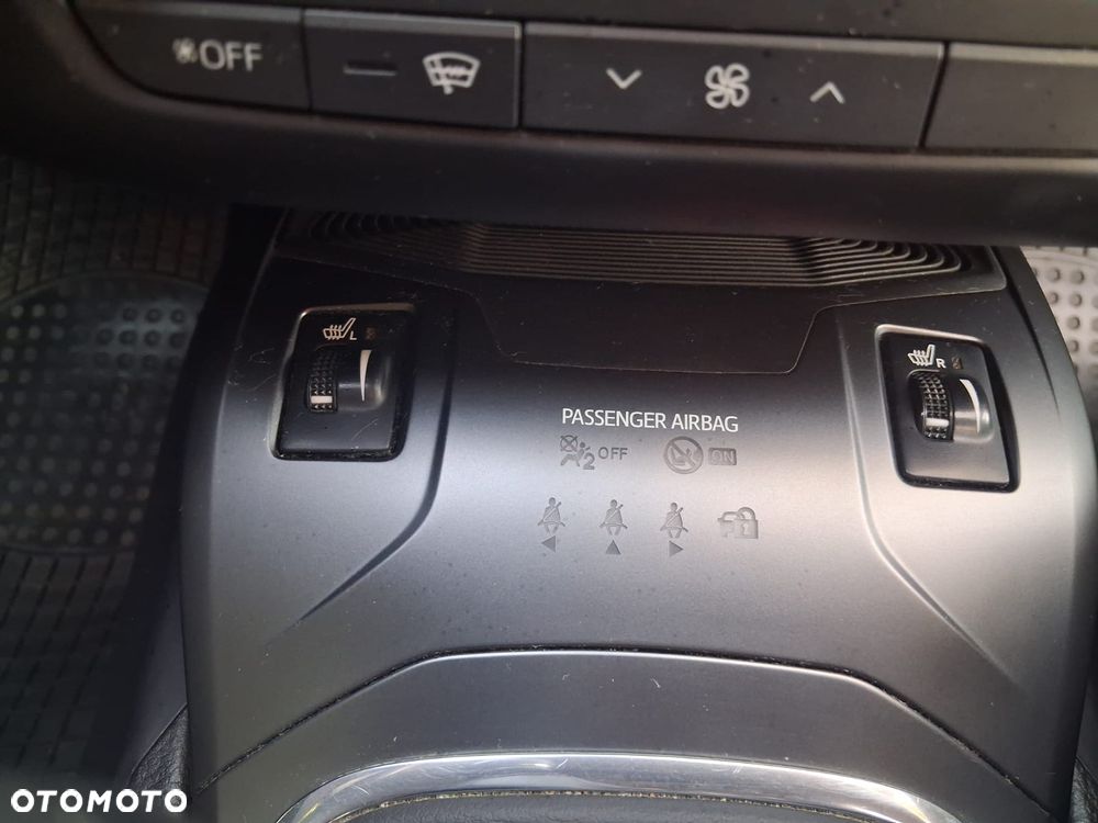 Toyota Avensis 2.0 D-4D Prestige - 31