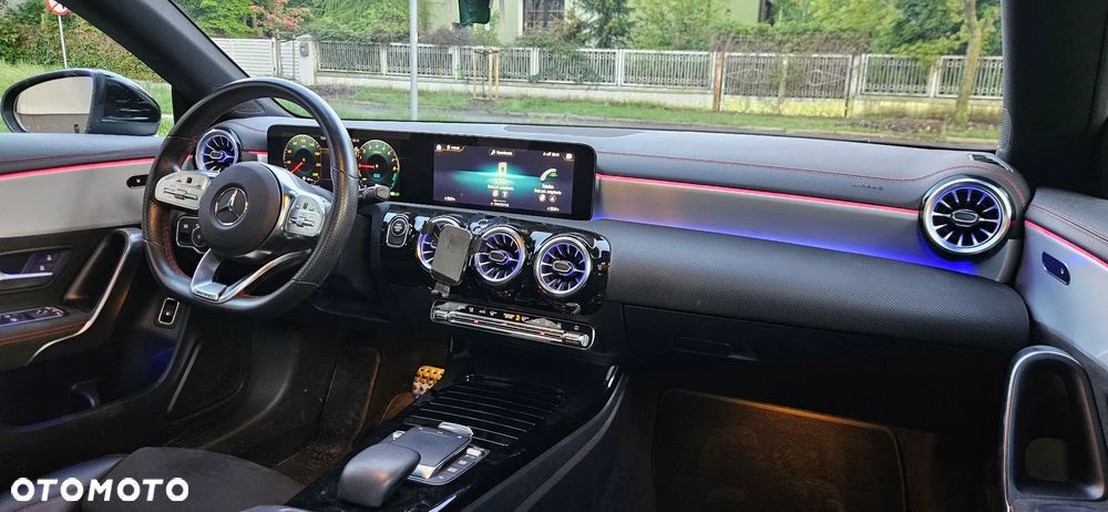 Mercedes-Benz CLA 250 e 8G-DCT AMG Line Advanced Plus - 27