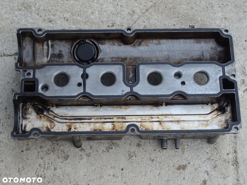 POKRYWA ZAWORÓW GŁOWICY WAŁKÓW SILNIKA OPEL VECTRA C SIGNUM ASTRA H ZAFIRA B 1,8 Z18XE - 3